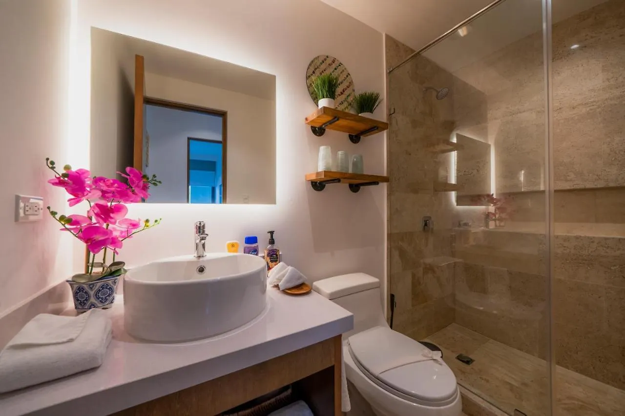 2 Bedroom Condo At Ipana Condos - Pool - Gym - Business Center - Indigo Playa del Carmen Prázdninový dům