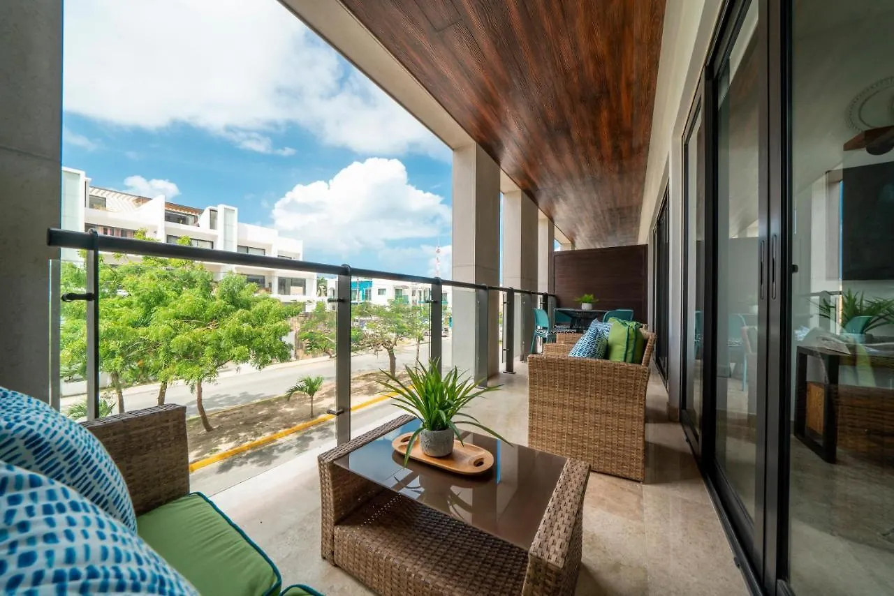 Holiday home 2 Bedroom Condo At Ipana Condos - Pool - Gym - Business Center - Indigo Playa del Carmen Mexico
