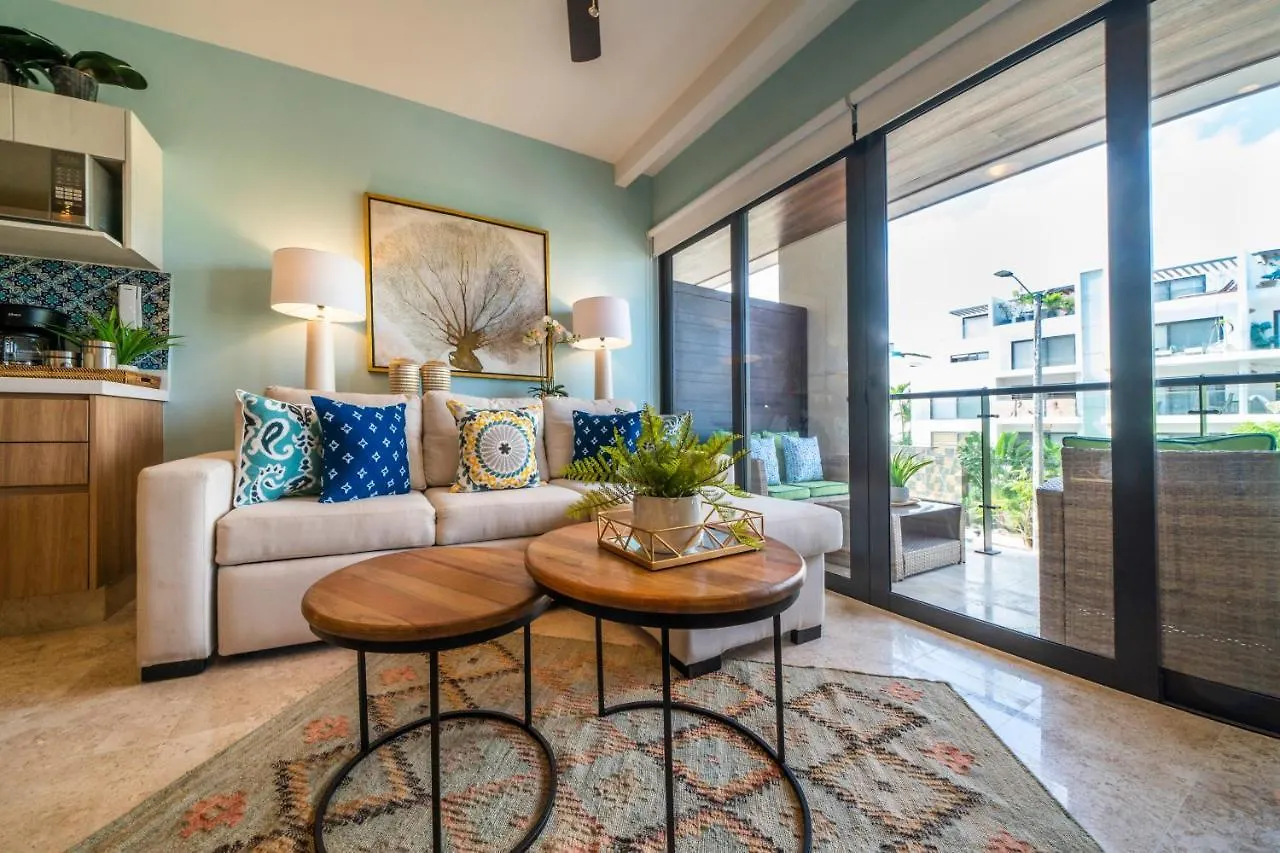 Holiday home 2 Bedroom Condo At Ipana Condos - Pool - Gym - Business Center - Indigo Playa del Carmen