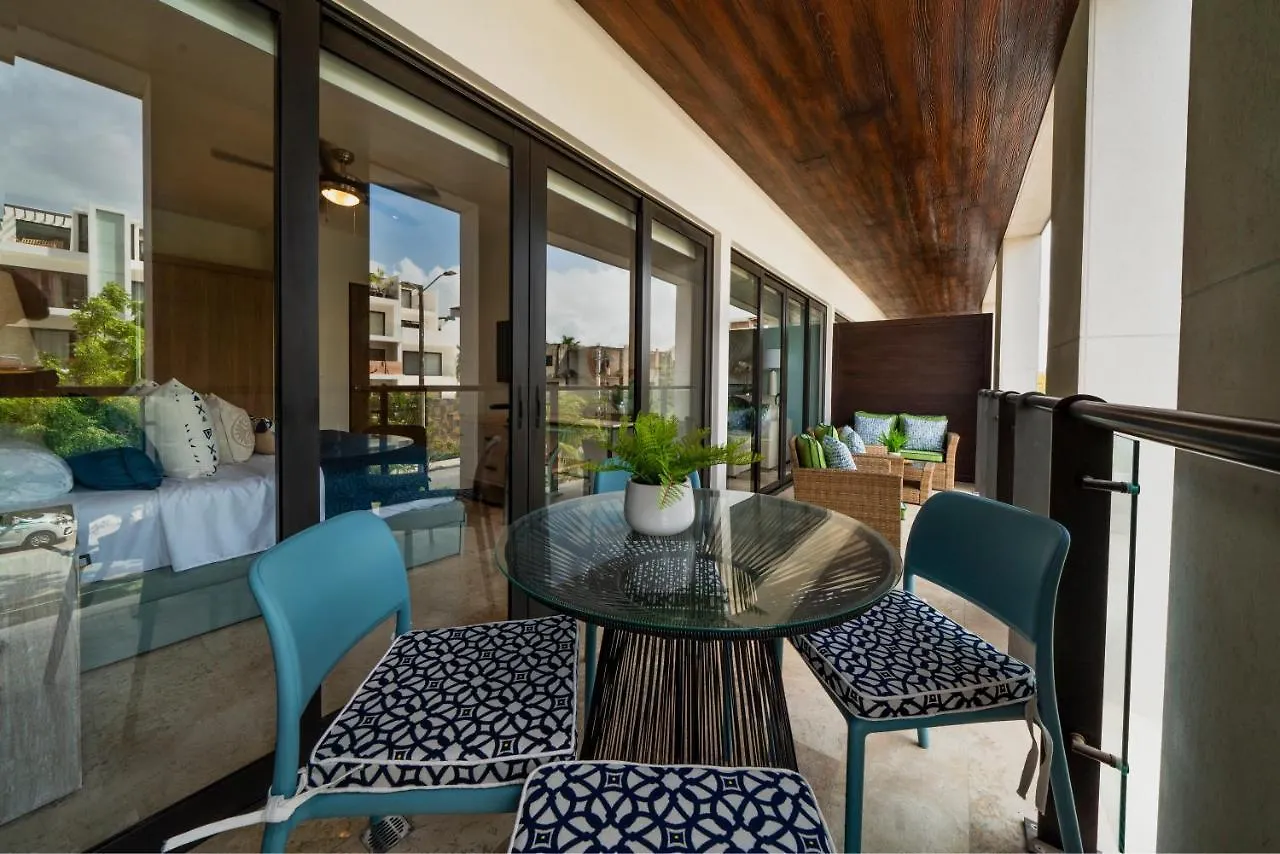 2 Bedroom Condo At Ipana Condos - Pool - Gym - Business Center - Indigo Playa del Carmen